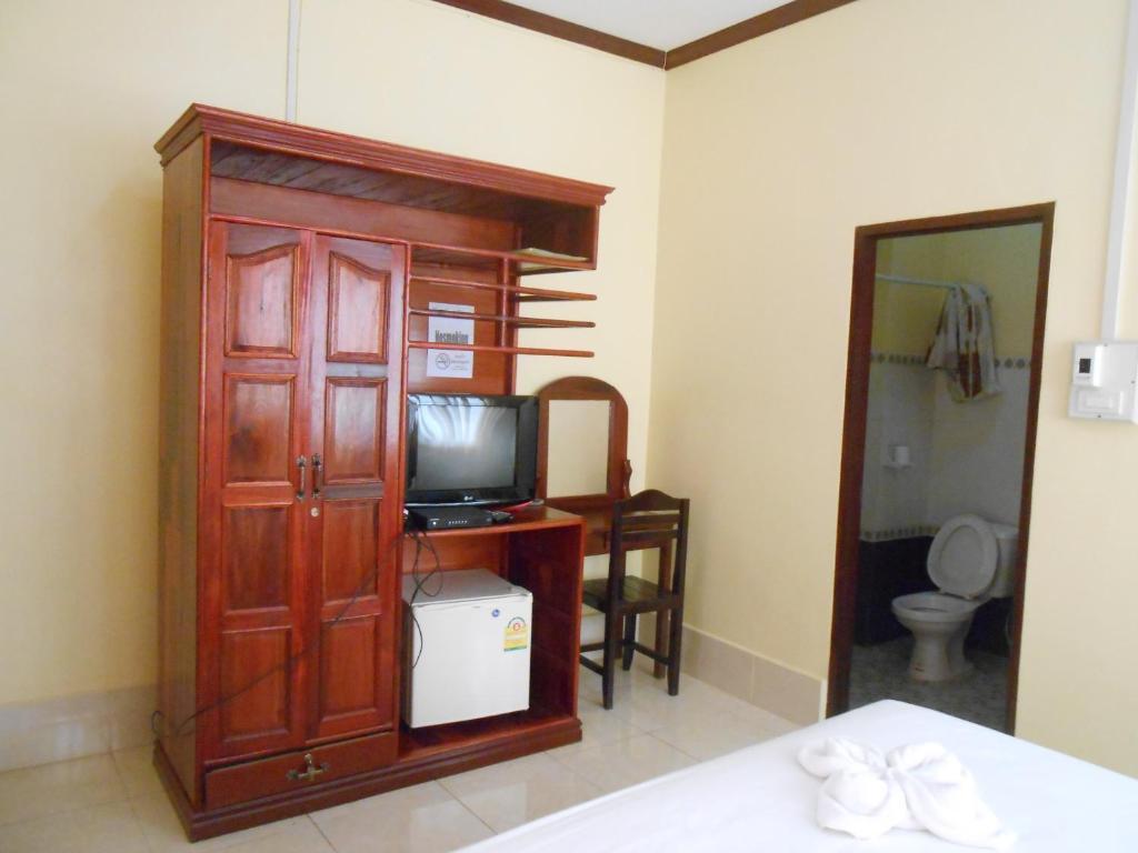 Khampaseuth Hotel Vang Vieng Exterior photo