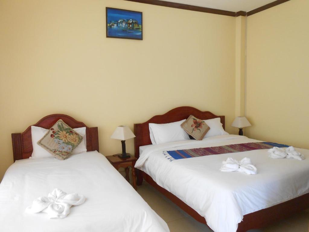 Khampaseuth Hotel Vang Vieng Exterior photo